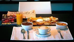 Hotel Paradise Airport Forlì 3*,